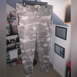 Camo jeans